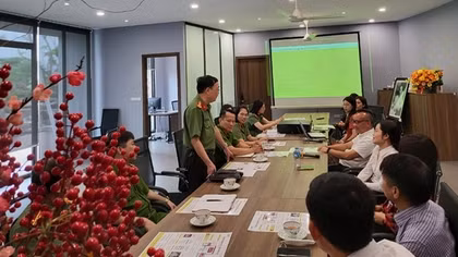Tăng cường hợp tác giữa thư viện CAND với Trung tâm Thư viện và Tri thức số