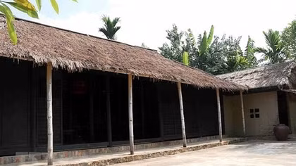 Thăm nơi lưu giữ tuổi thơ của Bác Hồ ở Huế