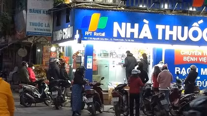 Bộ Y tế nói gì về khan hiếm và tăng giá kit test COVID-19?