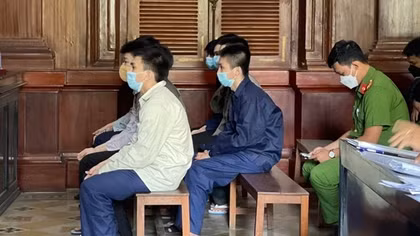 15 tuổi cầm đầu băng cướp gây 18 vụ vùng giáp ranh