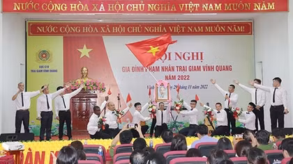 Chuyện những “ca sĩ” ở trại giam