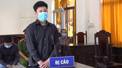 Mâu thuẫn trên mạng xã hội, nam thanh niên đâm bạn tử vong