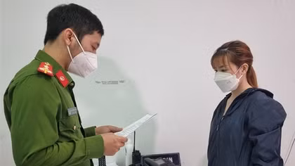 Hai phụ nữ bị khởi tố vì mua bán tài khoản ngân hàng