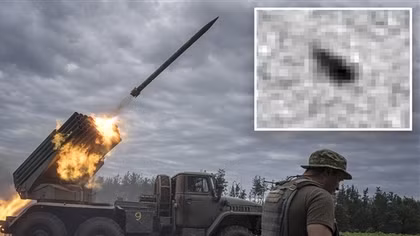 Giữa lúc chiến sự, Ukraine phát hiện UFO bay dày đặc trên bầu trời Kiev