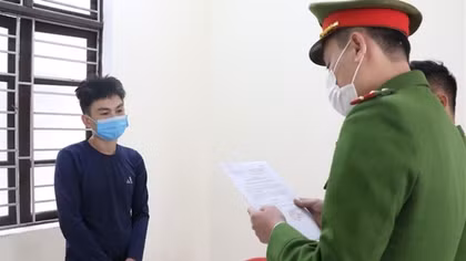 Lừa bán nhiều xế hộp để lấy tiền đánh bạc