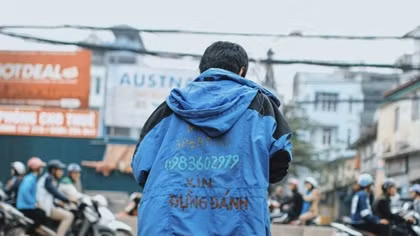 Người điên ngoài phố