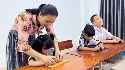 Lặng thầm gieo ước mơ cho trẻ em khuyết tật