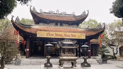 Du ngoạn đền Đô tựa cảnh tiên