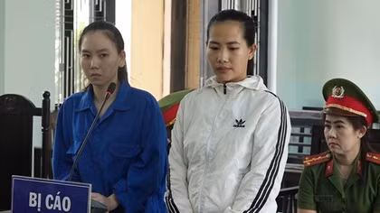 Mua bán ma túy ăn phần trăm, 2 phụ nữ chia nhau 32,5 năm tù