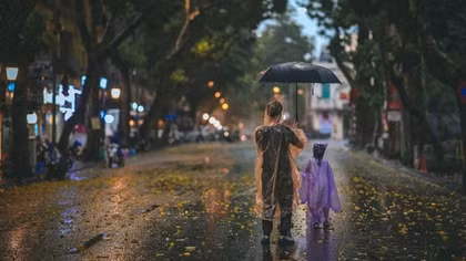 Bắc Bộ và Bắc Trung Bộ trời chuyển rét, nắng nóng duy trì ở Nam Bộ