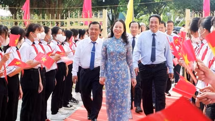 Phó Chủ tịch nước Võ Thị Ánh Xuân dự Ngày hội Đại đoàn kết toàn dân tộc tại An Giang