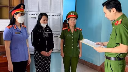 Bắt “nữ quái” lừa đảo chiếm đoạt tài sản của nhiều người chơi hụi