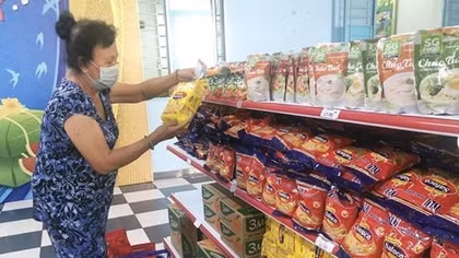 Khởi động chuỗi siêu thị Tết 0 đồng hỗ trợ người dân khó khăn