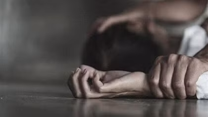 Khởi tố đối tượng nhiều lần hãm hại con gái