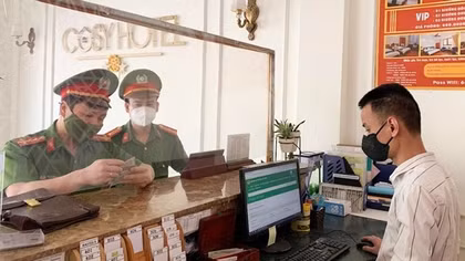 Sơn La đẩy mạnh khai báo lưu trú qua dịch vụ công trực tuyến