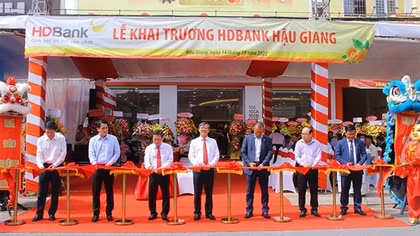 HDBank cùng Hậu Giang chinh phục khát vọng vươn mình mạnh mẽ
