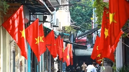 “Việt Nam - Ngọn cờ đầu của ASEAN”
