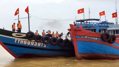 Cứu hộ kịp thời tàu cá và 3 ngư dân gặp nạn trên biển