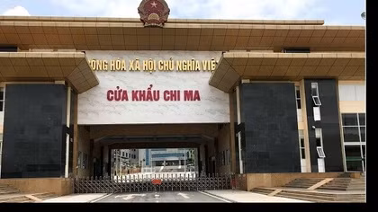 Tạm dừng thông quan tại cửa khẩu Chi Ma