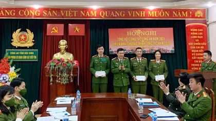 Chuyện ghi ở đơn vị 10 năm liên tục đạt danh hiệu Quyết thắng