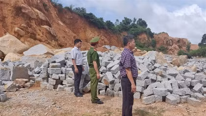 Kiểm tra, xử lý các điểm khai thác đất đá trái phép ở Phú Yên sau tai nạn chết người