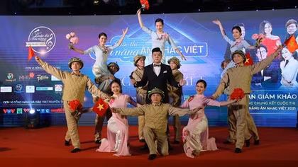 Việt Anh, Thúy Quỳnh, Đình An đoạt Quán quân “Tài năng âm nhạc Việt”