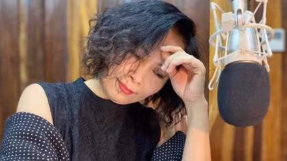 Phát thanh viên Hải Yến: Vẻ đẹp lấp lánh của tiếng nói Việt Nam