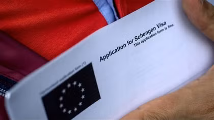 Một thành viên EU phát triển dự thảo cấm visa toàn khối với du khách Nga