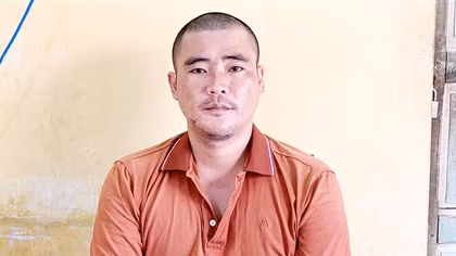 Nhậu say đập phá đồ đạc, đánh chủ quán, ném Thượng uý Công an bị thương