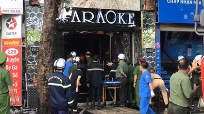 Bắt tạm giam chủ quán karaoke ở Cầu Giấy