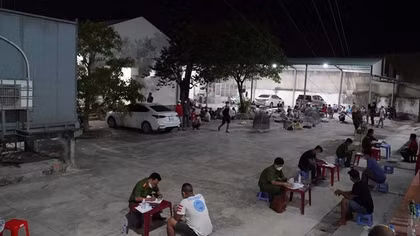 Khen thưởng Công an huyện triệt phá sới gà lớn