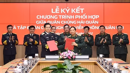 Viettel và Quân chủng Hải quân ký kết chương trình phối hợp giai đoạn 2022-2025