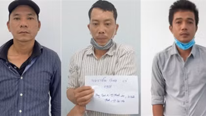 Khởi tố 3 bị can tổ chức sới bạc ở Phong Điền