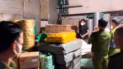 Triệt phá đường dây sản xuất, buôn bán dầu nhớt giả quy mô lớn