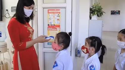 Học sinh từ lớp 1 đến lớp 6 Hà Nội dự kiến đi học trực tiếp từ 21/2