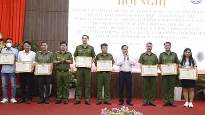 Đội công nhân xung kích góp phần ổn định ANTT trong doanh nghiệp