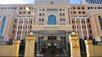 Cấm nhận tiền, quà, giao lưu, ăn uống với đối tượng thanh tra