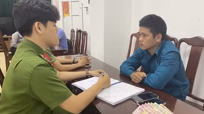 Lập nhiều Facebook ảo đăng các bài viết cho vay tiền rồi chiếm đoạt tiền tỷ