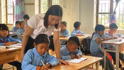 Người mẹ thứ hai của học sinh dân tộc Chứt