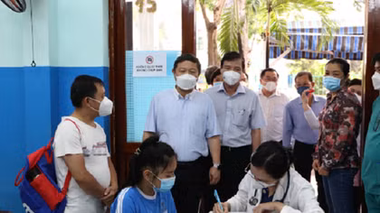 Hơn 10.000 trẻ lớp 6 đã được tiêm vaccine phòng COVID-19
