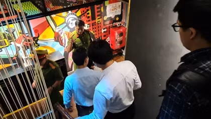 Tổng kiểm tra quán bar, vũ trường, quán karaoke để ngăn thảm họa cháy