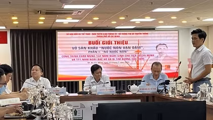 Vở cải lương “Nợ nước non” khắc họa về Bác Hồ được công diễn tại TP Hồ Chí Minh