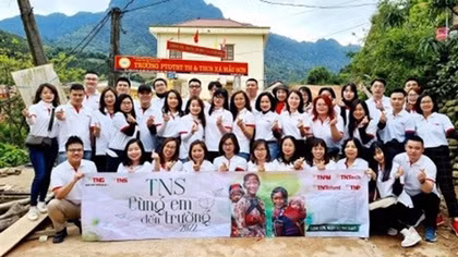 Doanh nghiệp đạt Sao Vàng Đất Việt với hành trình “TNS cùng em đến trường”