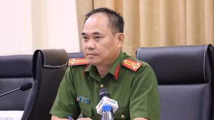 “Nam sinh đã tự tử, trong ba lô có cục đá nặng hơn 10kg”