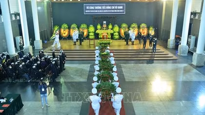 Tổ chức trọng thể lễ tang đồng chí Vũ Oanh