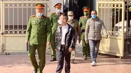 Kì 2: Những người “vác tù và hàng tổng”
