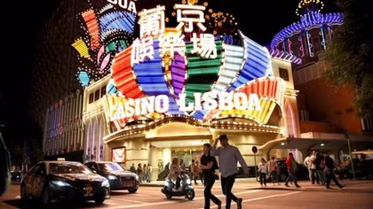 Khách sạn sòng bài Macau "biến hình" để chống dịch