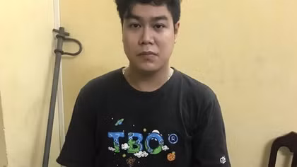 Tham gia "Hội pháo hoa" trên mạng rồi đi buôn pháo