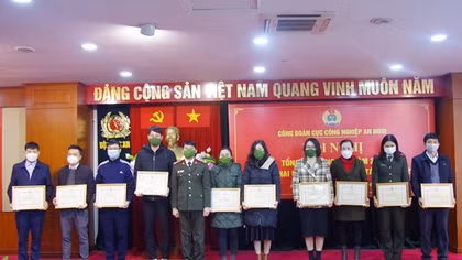Chăm lo đời sống đoàn viên Công đoàn, người lao động tại các doanh nghiệp Công an