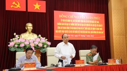 Đặt lợi ích đại cục của Tổ quốc, của Nhân dân lên trên hết